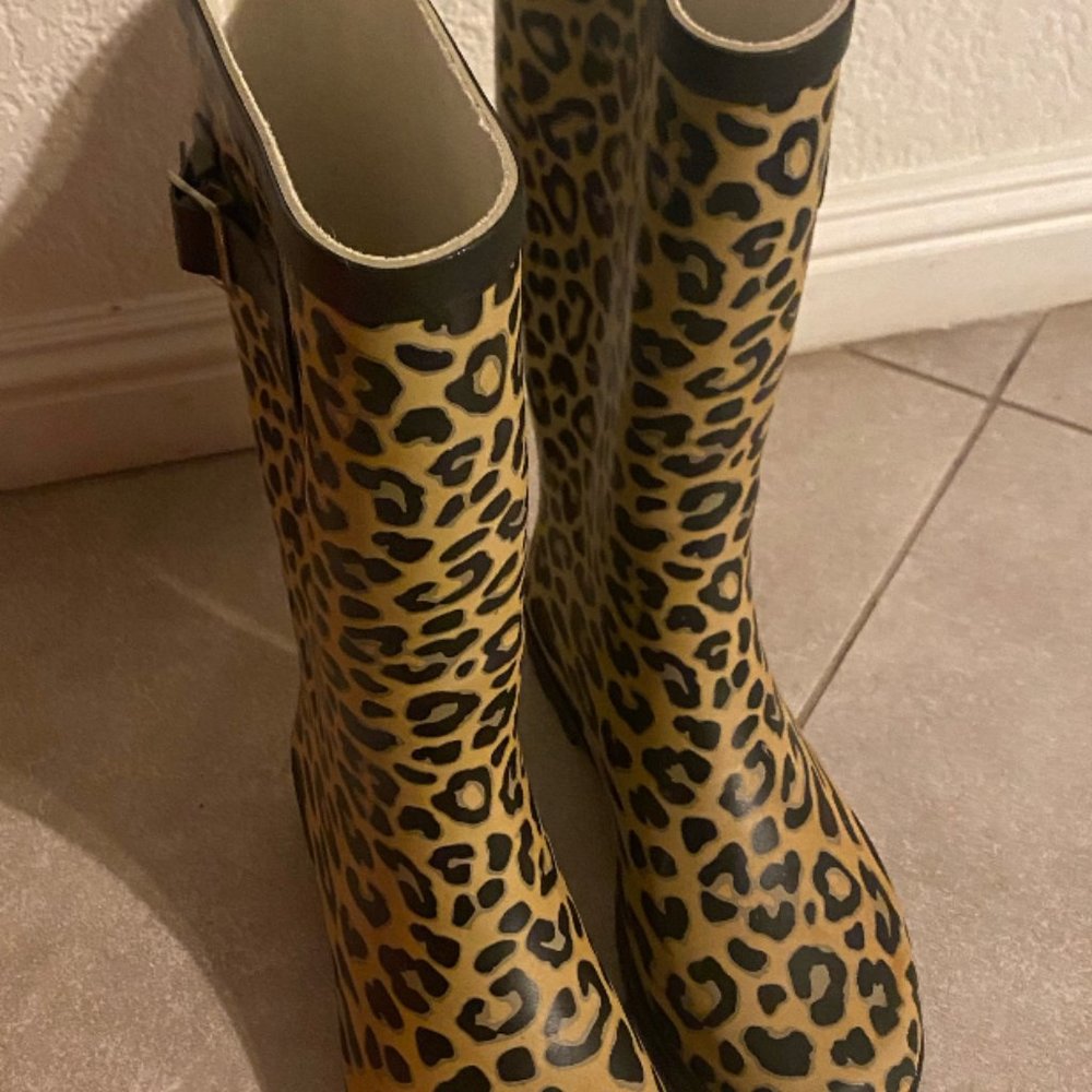 Leopard Cheetah Print Winter Rain Boots